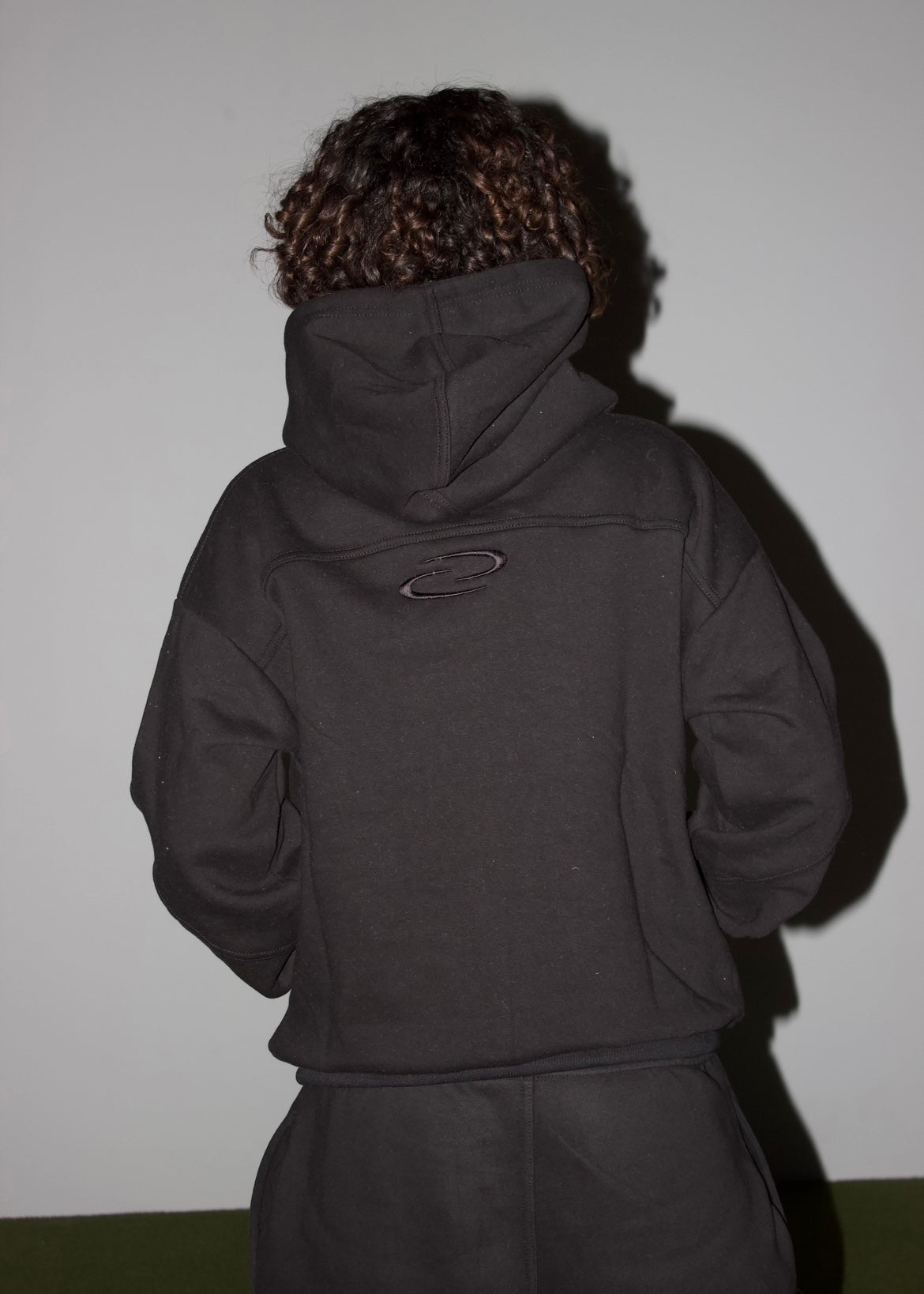 BLACK HOODIE